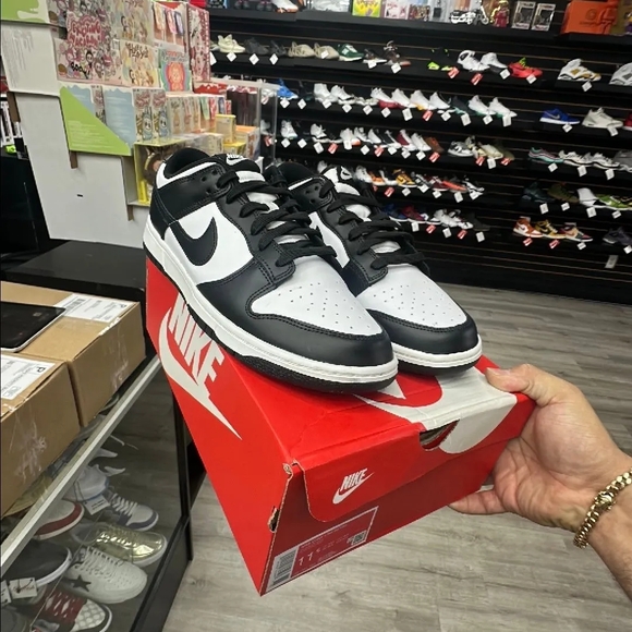 Panda Dunks - Picture 2 of 2